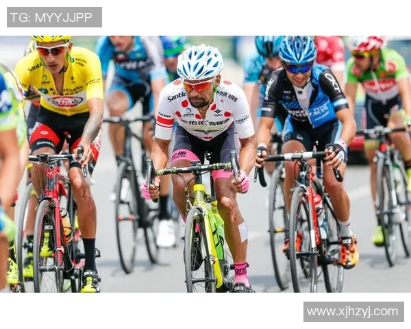 杭州篮球队在洲际杯积分榜上以71分稳居第一名展现强劲实力